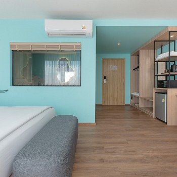 Deluxe Premier With Bathtub Roomalt=